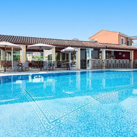 Asteraki Poolside Apartment By Dadovillas Ахараві Екстер'єр фото